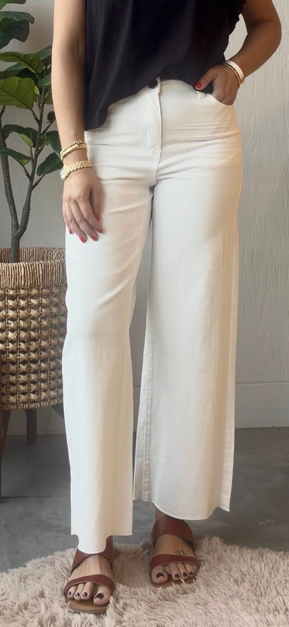 White Line Crop Pant