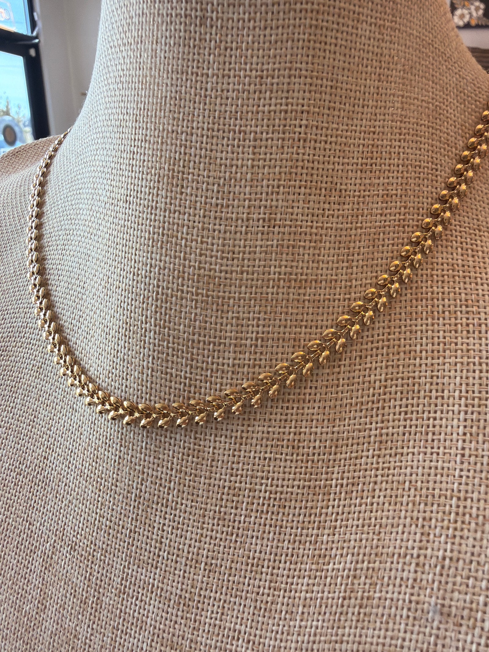 Vern Necklace