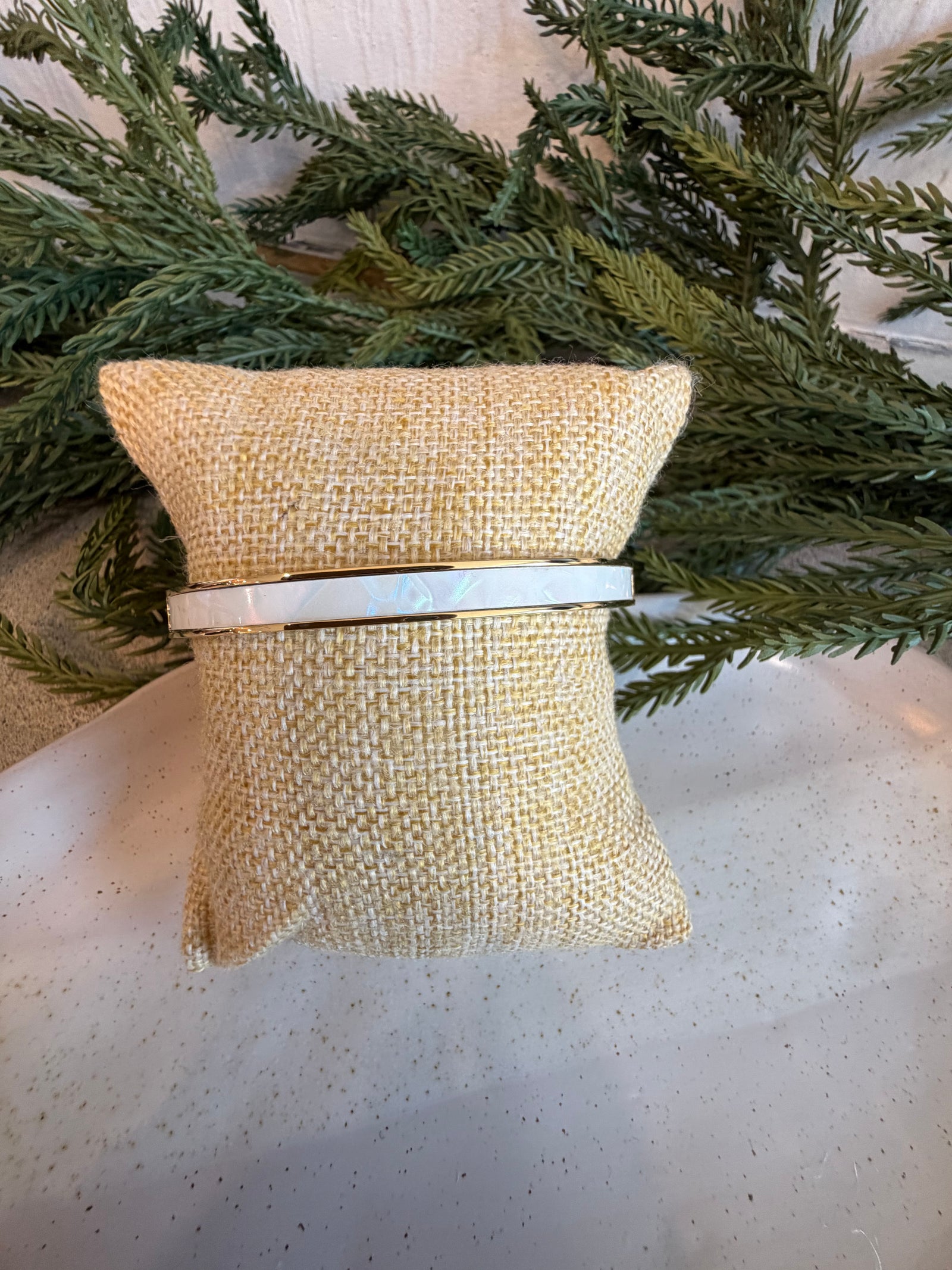 Estelle Bangle